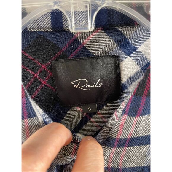Rails Navy Tartan Plaid Button Down Shirt Size S - Picture 7 of 9